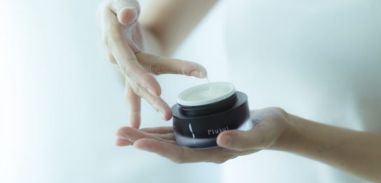 目元の保湿イメージ